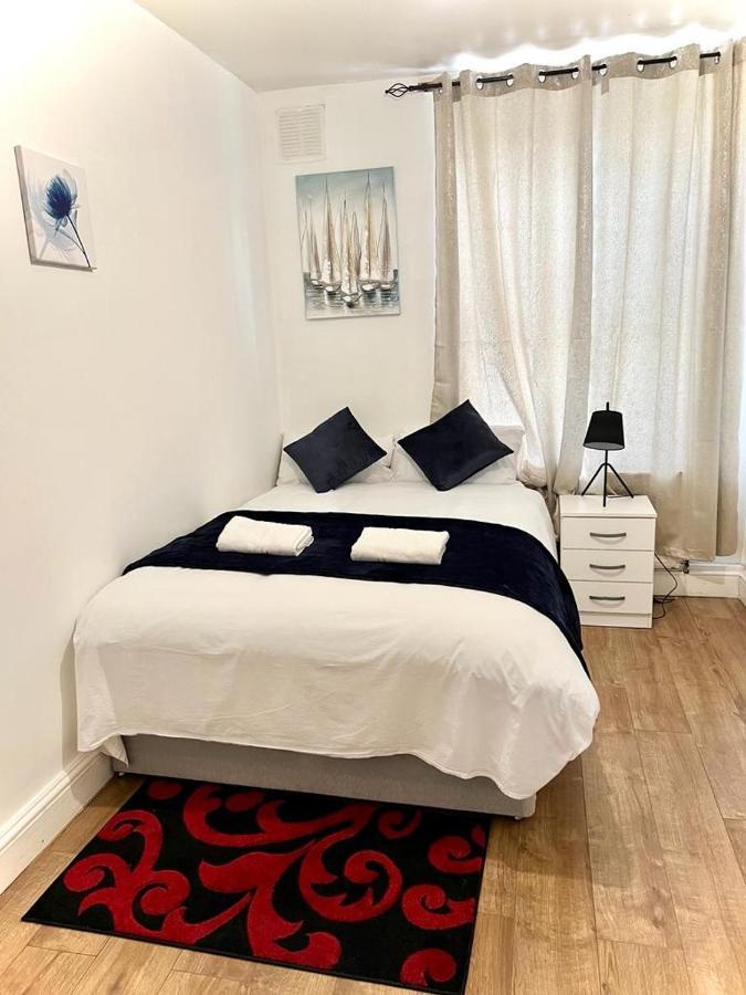 Shadwell Holiday Rooms London Exterior foto